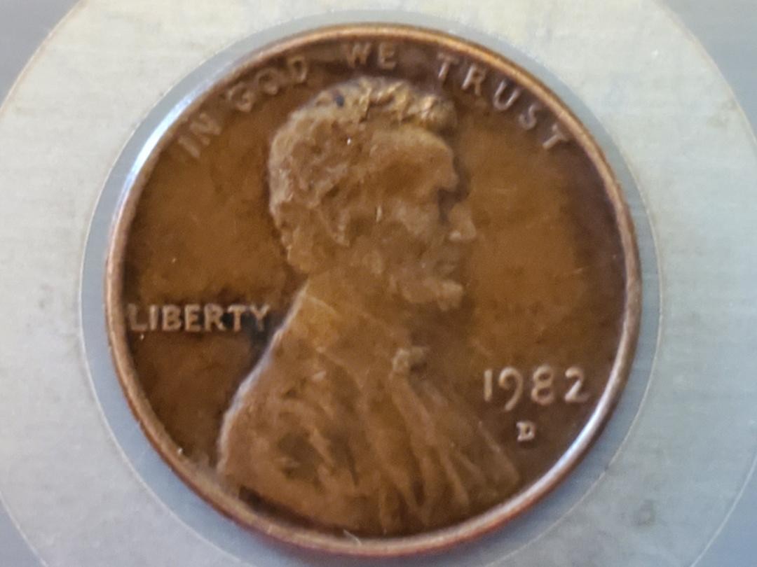 Is-This-1982-D-Penny-A-Small-Date?